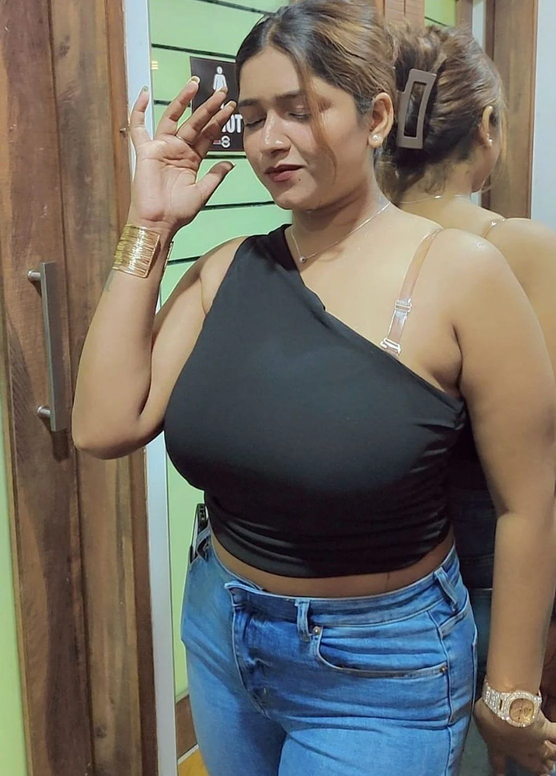 Urvashi Sen